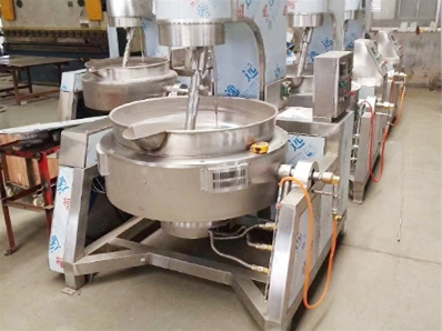 Planetary stir frying pan