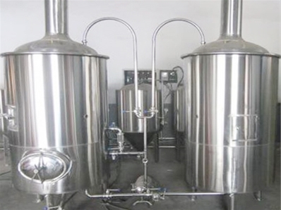 Beer brewing tank