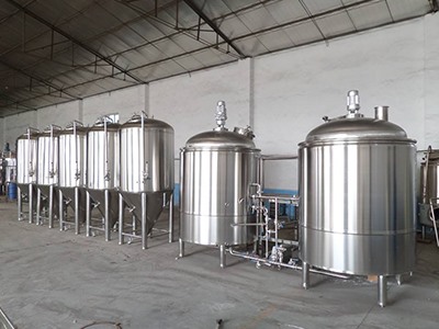 Complete equipment for beer brewing